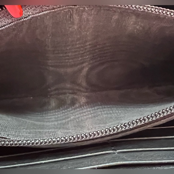 Yves Saint Laurent Ligne Y Leather Wallet - Picture 6 of 10